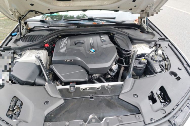 Used BMW 5 Series 2018 528Li Launch Special Edition Engine Bay