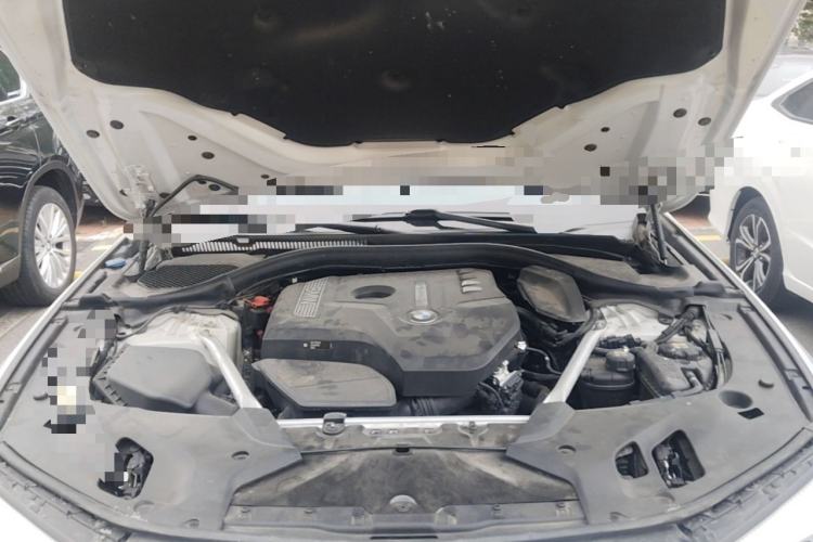 Used BMW 5 Series 2018 Facelifted 530Li xDrive M Sport Package Engine Bay
