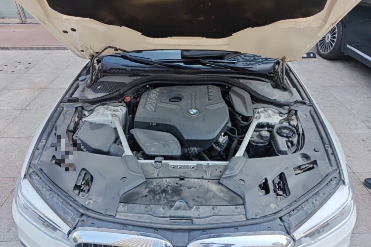 Used BMW 5 Series 2018 525Li M Sport Package Engine Bay