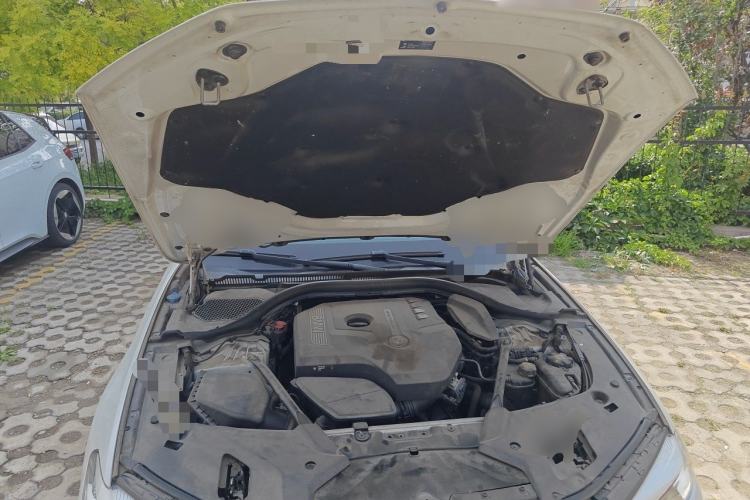 Used BMW 5 Series 2018 528Li Launch Special Edition Engine Bay