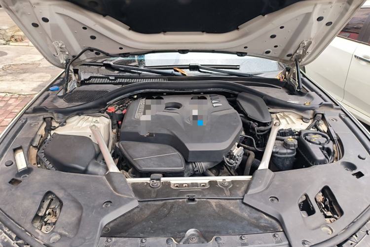 Used BMW 5 Series 2018 525Li Luxury Package Engine Bay