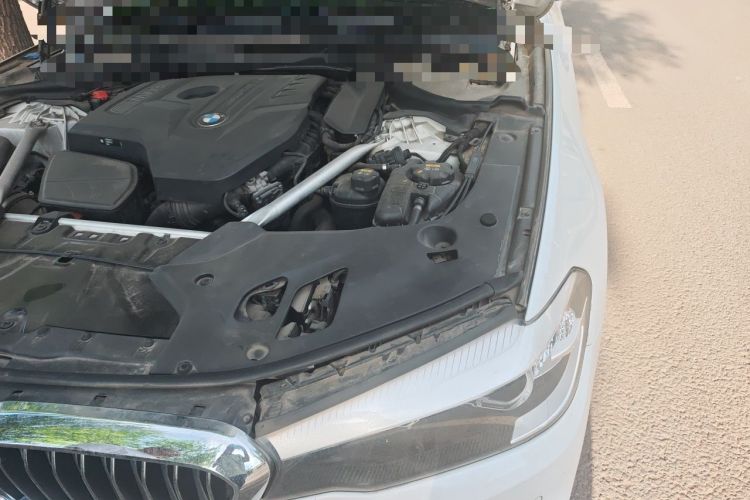 Used BMW 5 Series 2018 525Li Luxury Package Engine Bay Left