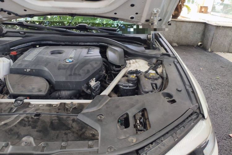 Used BMW 5 Series 2018 525Li M Sport Package Engine Bay Left