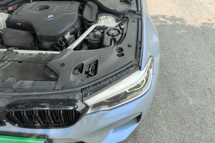 Used BMW 5 Series 2018 530Li Luxury Edition M Sport Package Engine Bay Left