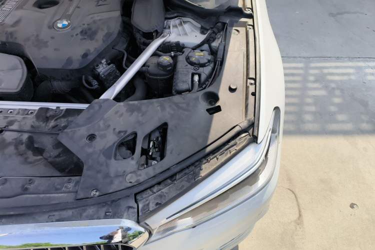Used BMW 5 Series 2018 Facelifted 530Li Luxury Edition Premium Package Engine Bay Left