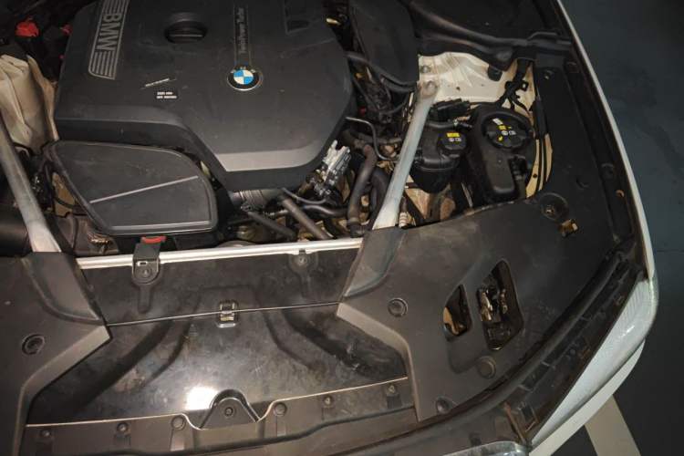 Used BMW 5 Series  Engine Bay Left