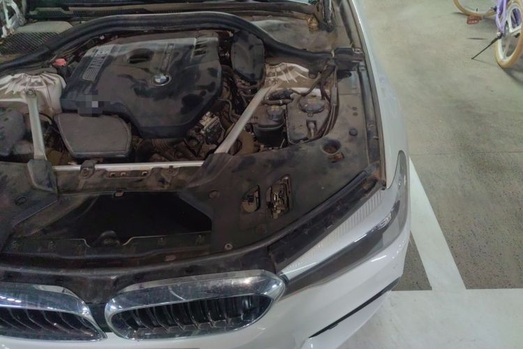 Used BMW 5 Series 2018 525Li M Sport Package Engine Bay Left