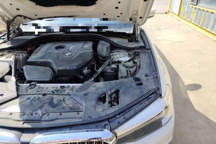 Used BMW 5 Series 2018 528Li Launch Special Edition Engine Bay Left