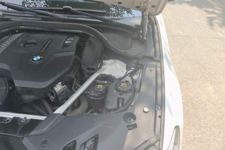 Used BMW 5 Series 2018 Restyled 530Li Luxury Edition M Sport Package Engine Bay Left