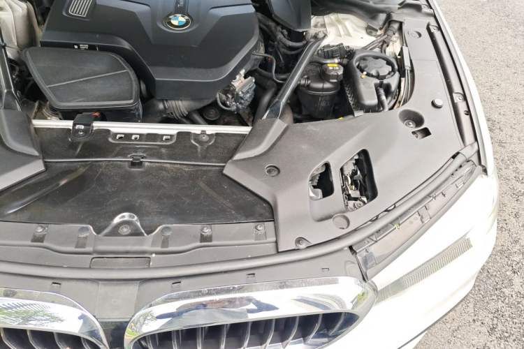 Used BMW 5 Series 2018 530Li Leading Model M Sport Package Engine Bay Left