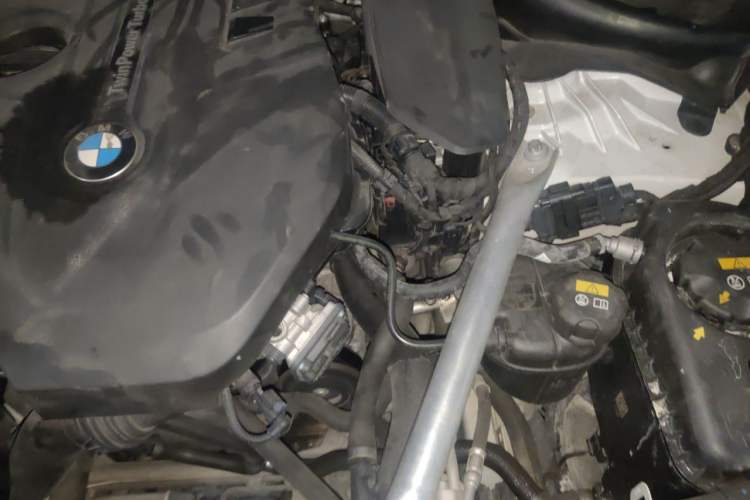 Used BMW 5 Series 2018 530Li Leading Model M Sport Package Engine Bay Left