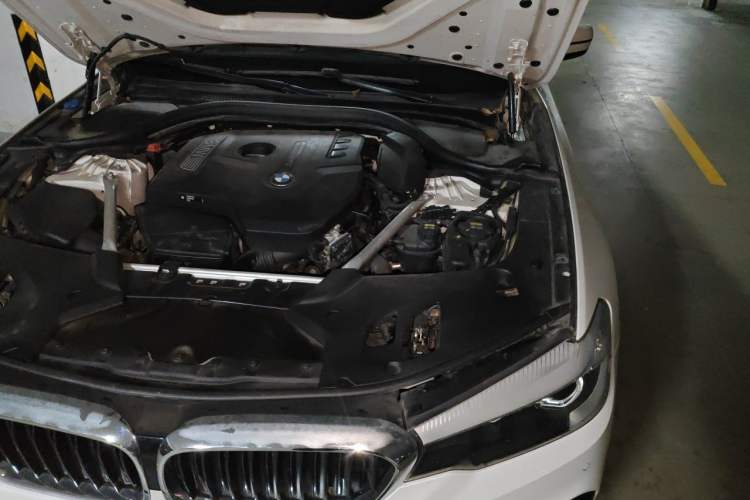 Used BMW 5 Series 2018 530Li Leading Model M Sport Package Engine Bay Left