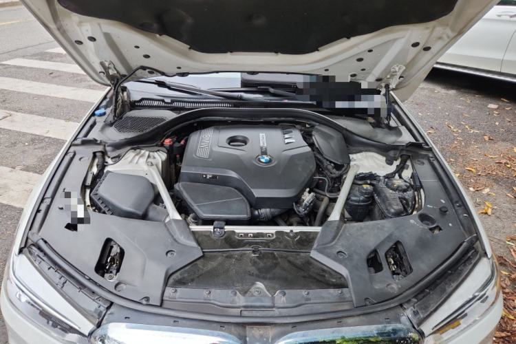 Used BMW 5 Series 2018 525Li M Sport Package Engine Bay