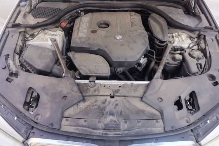 Used BMW 5 Series 2018 528Li Launch Special Edition Engine Bay