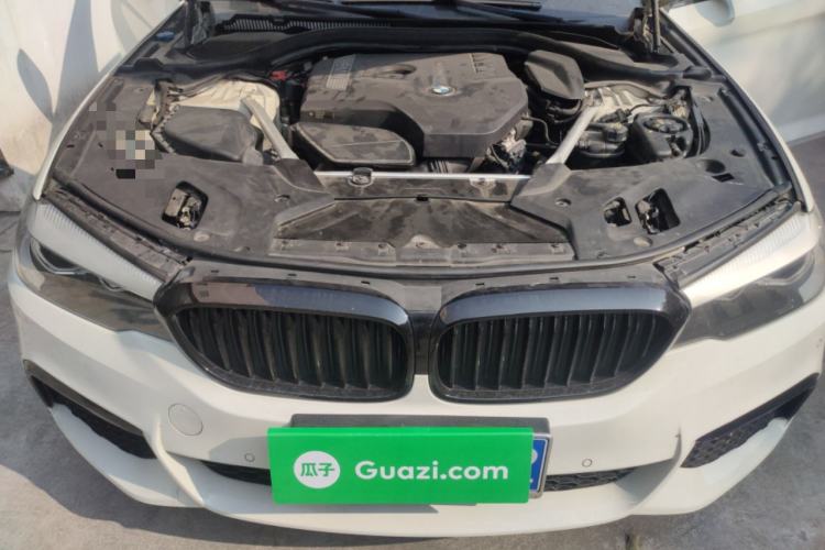 Used BMW 5 Series 2018 525i M Sport Package Engine Bay
