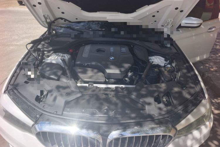 Used BMW 5 Series 2018 528Li Launch Special Edition Engine Bay