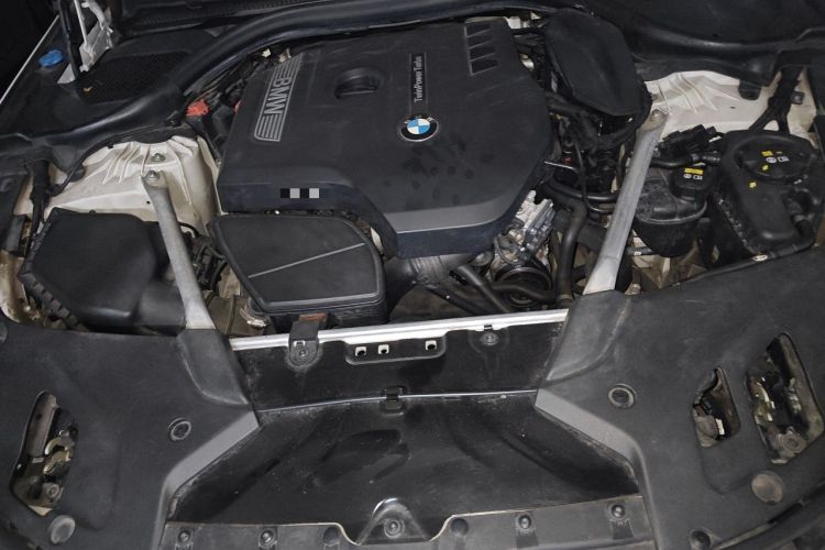 Used BMW 5 Series 2018 525Li M Sport Package Engine Bay