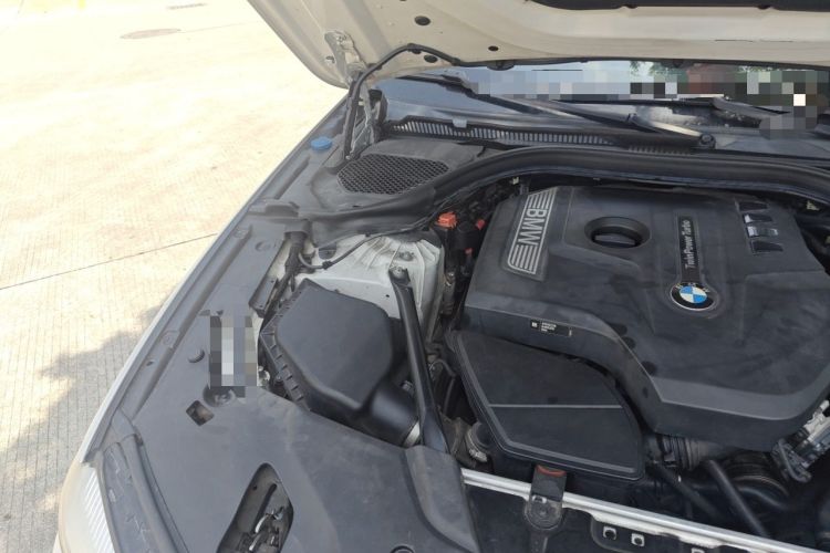 Used BMW 5 Series 2018 528Li Launch Special Edition Engine Bay Right