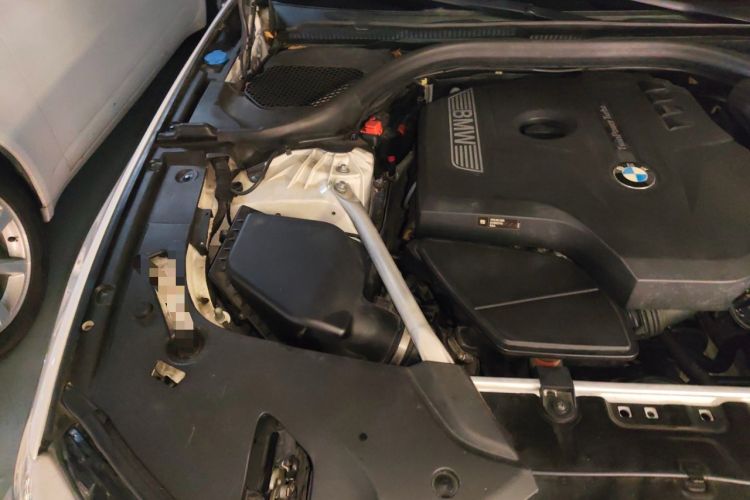Used BMW 5 Series 2018 Restyled 530Li Leading Edition M Sport Package Engine Bay Right