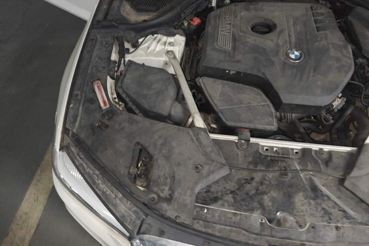 Used BMW 5 Series 2018 525Li M Sport Package Engine Bay Right