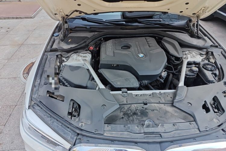 Used BMW 5 Series 2018 525Li M Sport Package Engine Bay Right