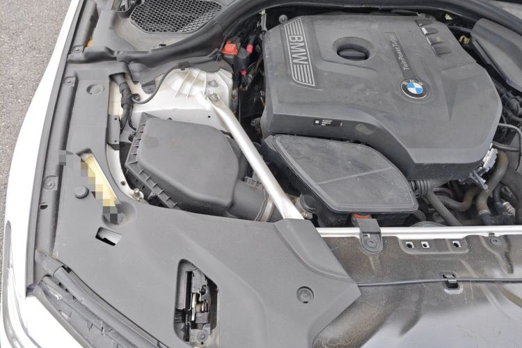 Used BMW 5 Series 2018 525Li M Sport Package Engine Bay Right