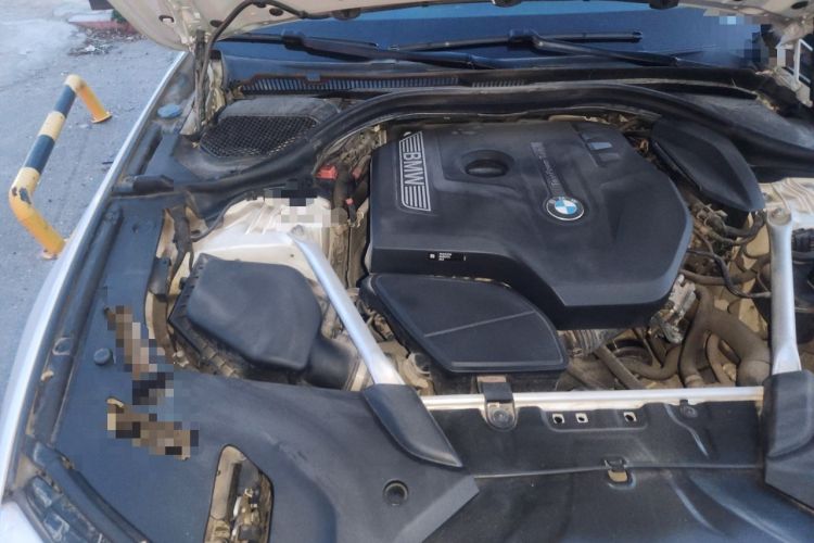 Used BMW 5 Series 2018 525Li M Sport Package Engine Bay Right
