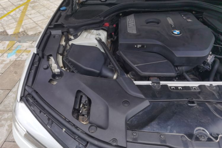 Used BMW 5 Series 2018 528Li Launch Special Edition Engine Bay Right