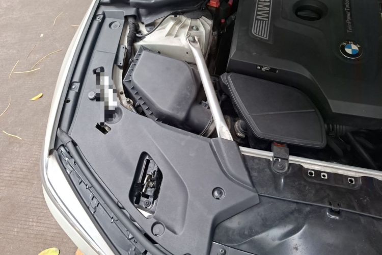 Used BMW 5 Series 2018 525Li M Sport Package Engine Bay Right