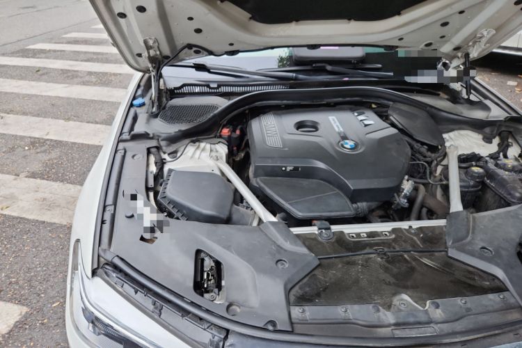 Used BMW 5 Series 2018 525Li M Sport Package Engine Bay Right
