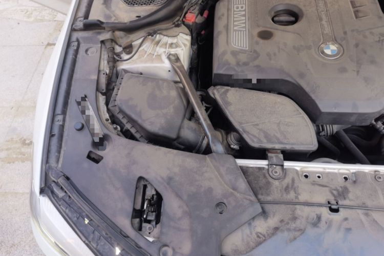 Used BMW 5 Series 2018 528Li Launch Special Edition Engine Bay Right