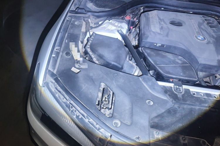 Used BMW 5 Series 2018 530Li xDrive M Sport Package Engine Bay Right