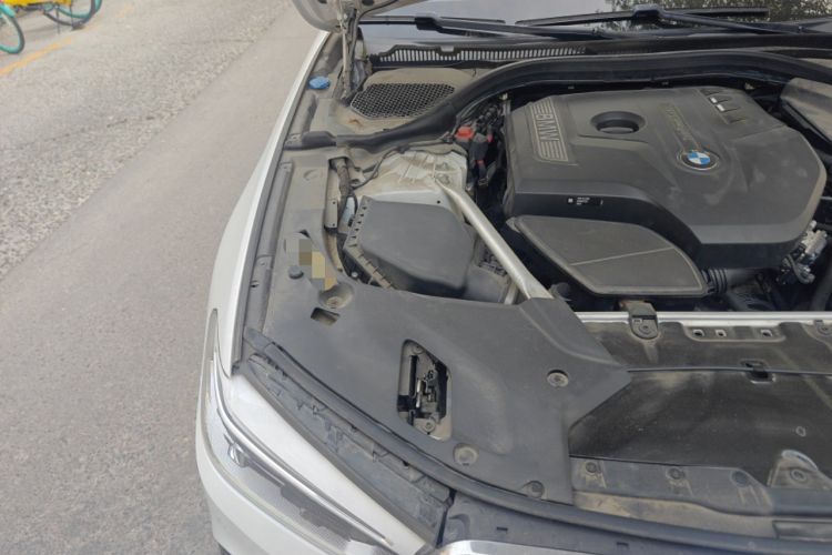 Used BMW 5 Series 2018 525Li M Sport Package Engine Bay Right