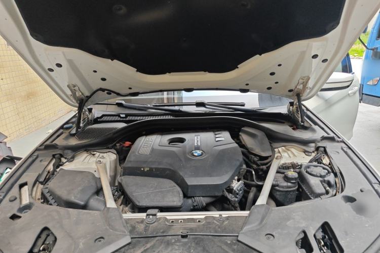 Used BMW 5 Series 2018 Revised Version 530Li Leading Edition Luxury Package Engine Bay