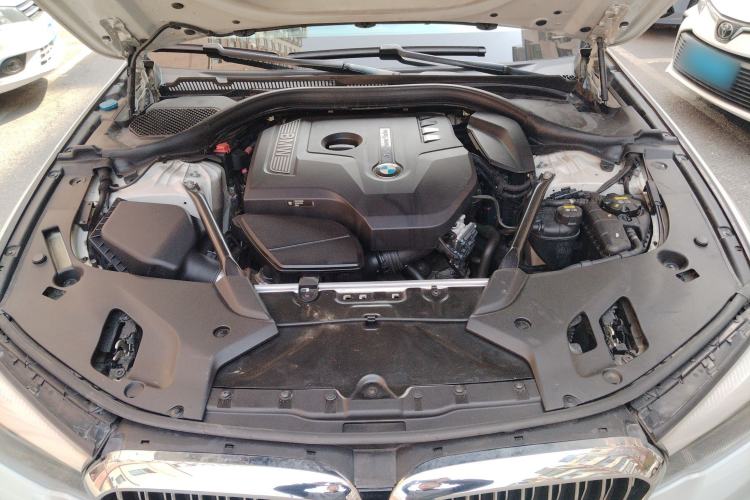 Used BMW 5 Series 2018 530Li Leading Edition Luxury Package Engine Bay