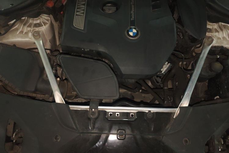 Used BMW 5 Series 2018 525Li M Sport Package Engine Bay