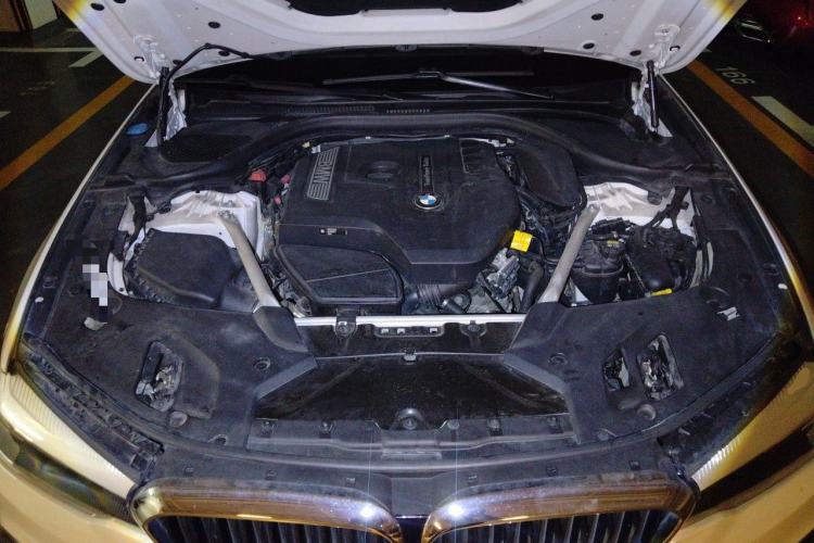 Used BMW 5 Series 2018 525Li M Sport Package Engine Bay