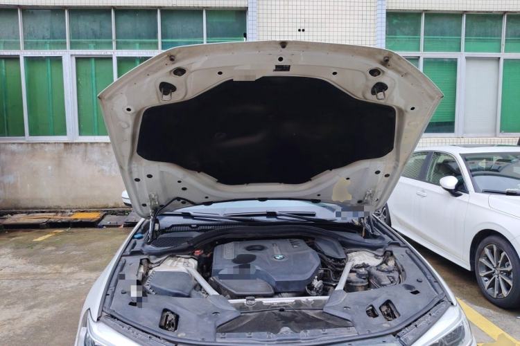 Used BMW 5 Series 2018 Restyled 530Li Leading Edition M Sport Package Engine Bay