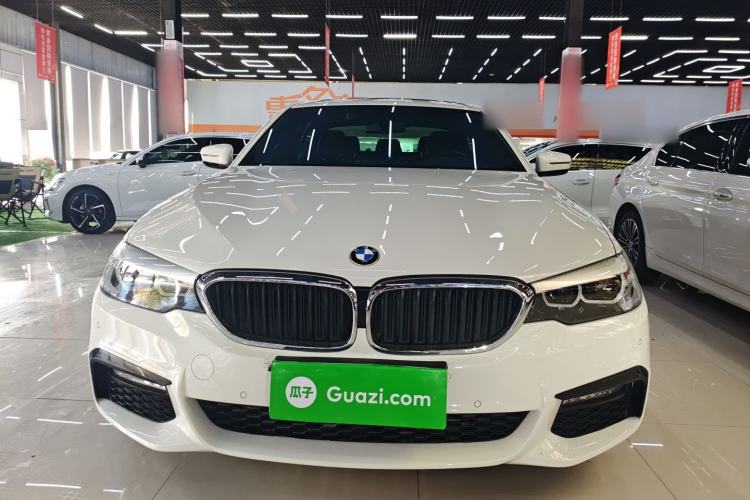 Used BMW 5 Series 2018 525i M Sport Package Exterior 1