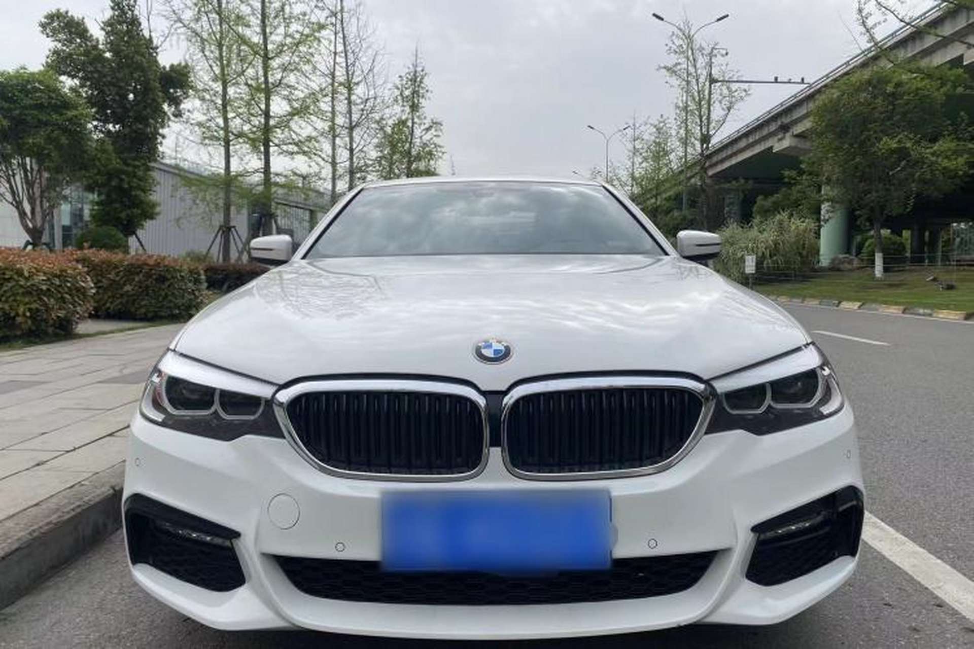 Used BMW 5 Series 2018 525i M Sport Package Exterior 1