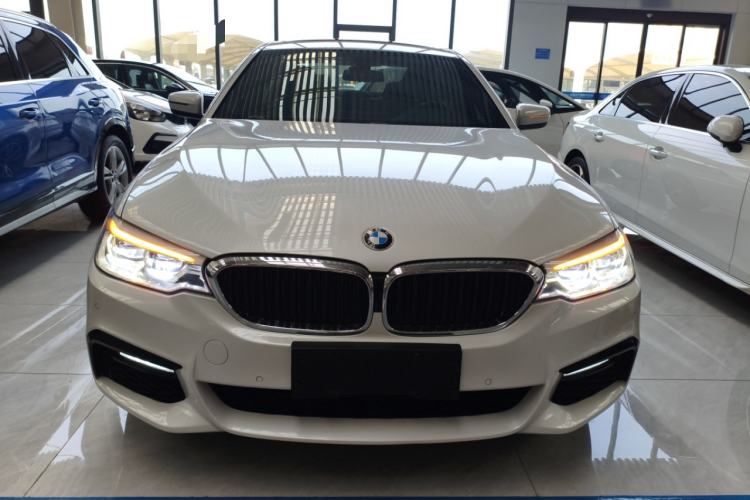 Used BMW 5 Series 2018 525Li M Sport Package Exterior 1