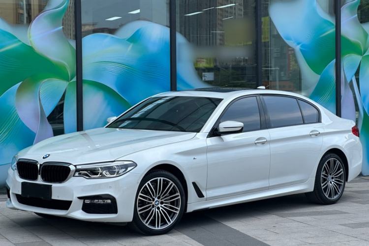 Used BMW 5 Series 2018 Restyled 530Li Luxury Edition M Sport Package Exterior 1