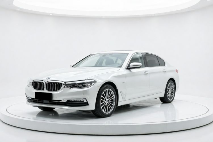 Used BMW 5 Series 2018 Facelifted 530Li Luxury Edition Premium Package Exterior 2