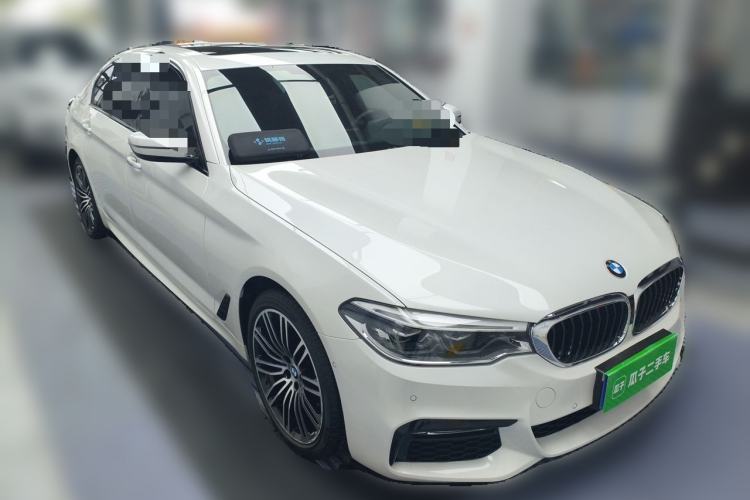 Used BMW 5 Series 2018 Restyled 530Li Luxury Edition M Sport Package Exterior 2