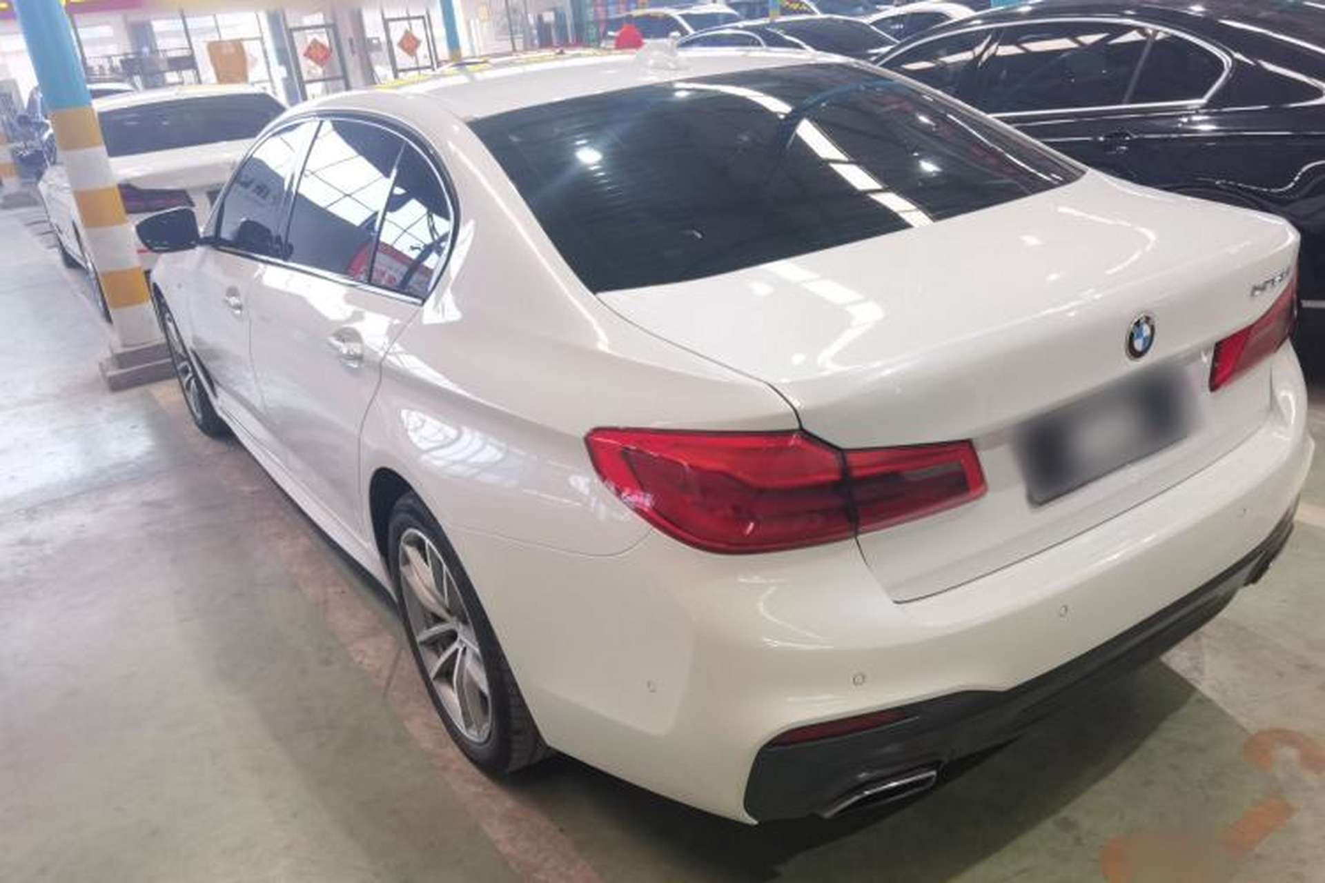 Used BMW 5 Series 2018 525Li M Sport Package Exterior 2