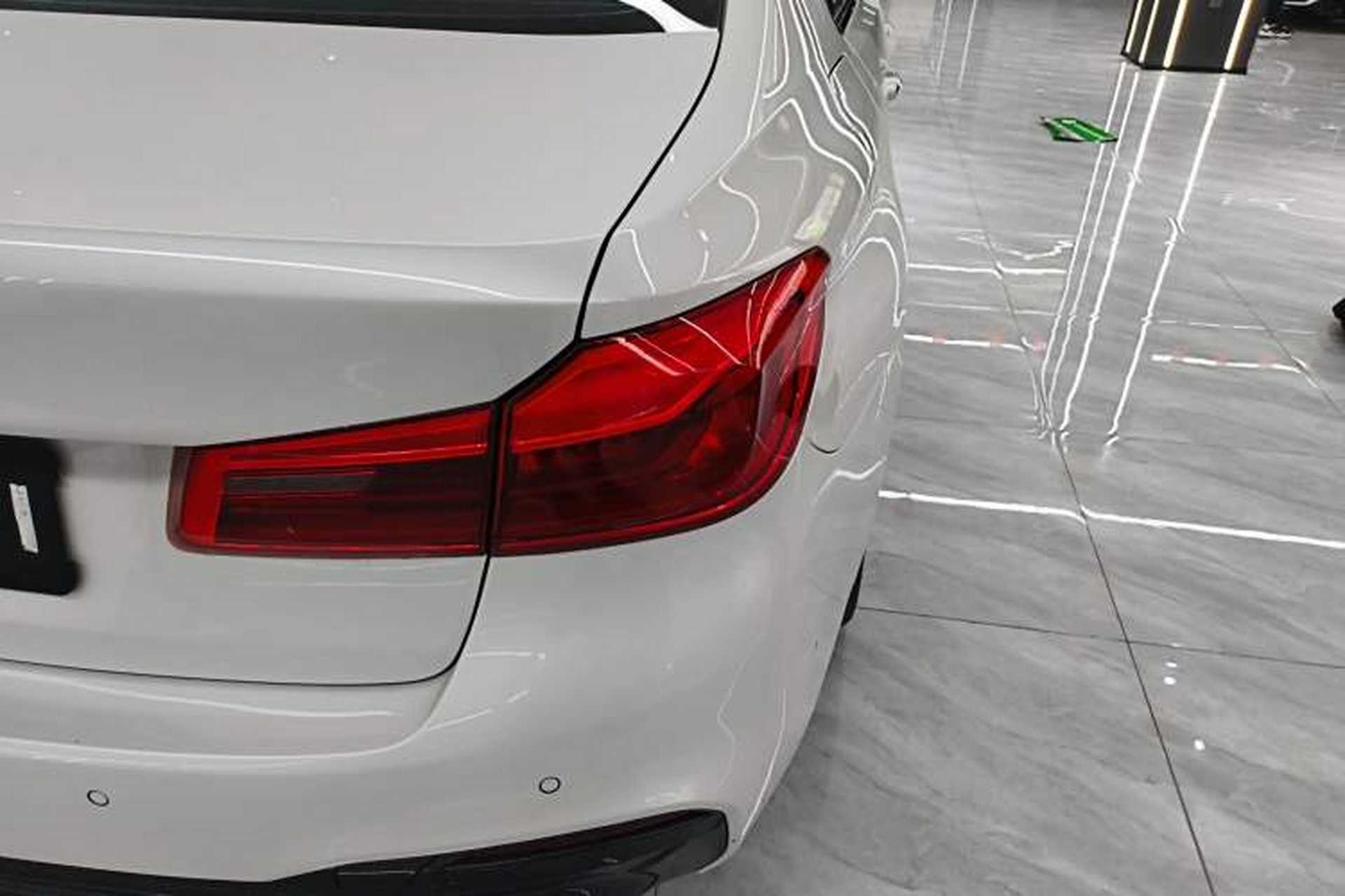 Used BMW 5 Series 2018 Facelifted 530Li xDrive M Sport Package Exterior 2