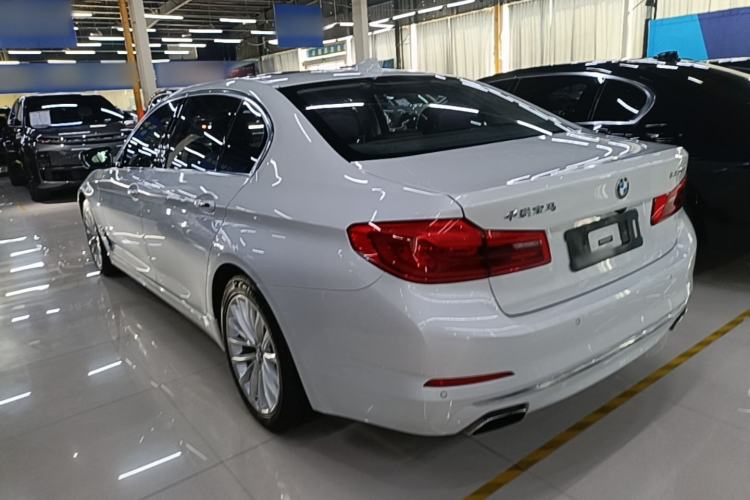 Used BMW 5 Series 2018 530Li Leading Edition Luxury Package Exterior 2