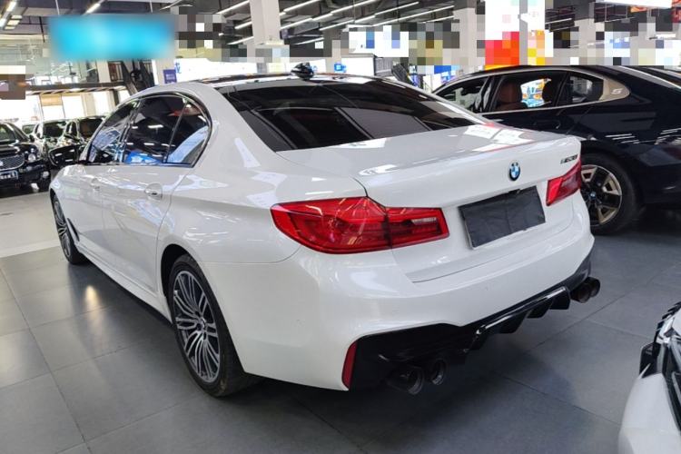 Used BMW 5 Series 2018 530Li Luxury Edition M Sport Package Exterior 2
