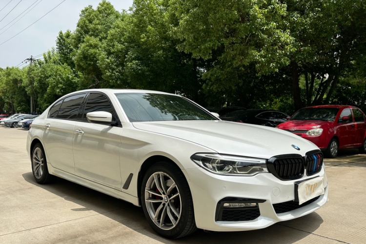 Used BMW 5 Series 2018 525Li M Sport Package Exterior 2