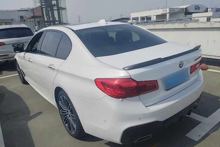 Used BMW 5 Series 2018 Restyled 530Li Luxury Edition M Sport Package Exterior 2